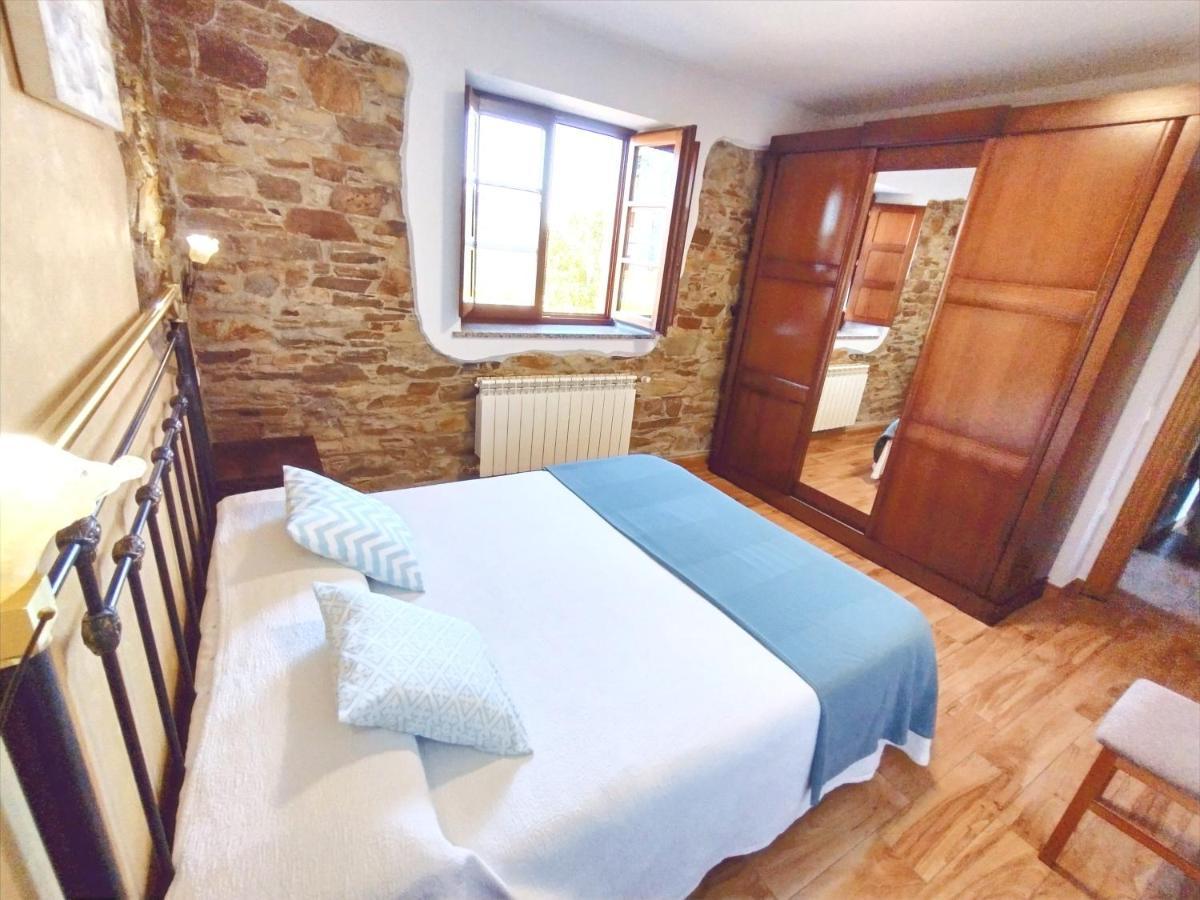 Apartamentos Navalin Тапия-де-Касарьего Экстерьер фото