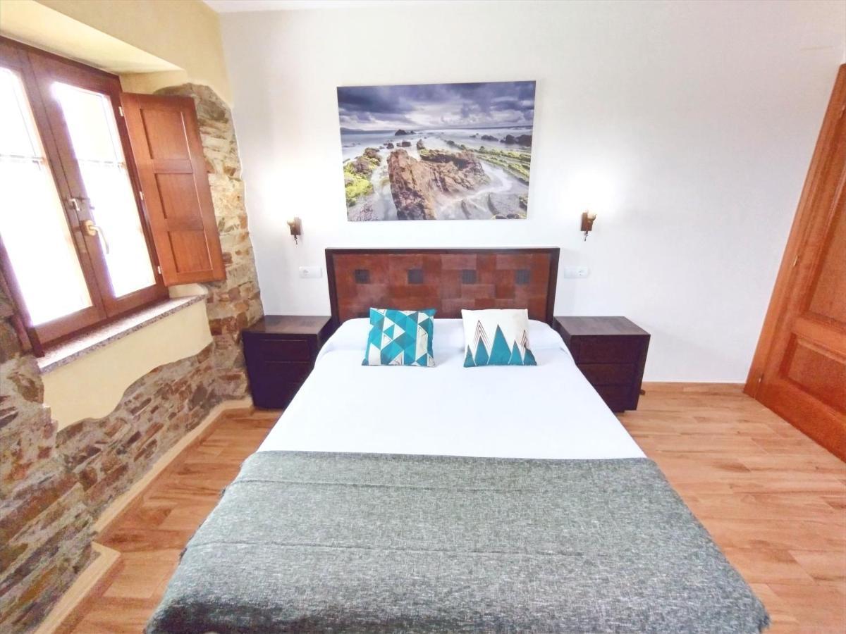 Apartamentos Navalin Тапия-де-Касарьего Экстерьер фото