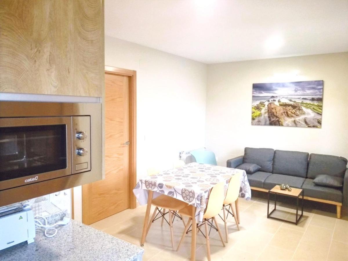 Apartamentos Navalin Тапия-де-Касарьего Экстерьер фото